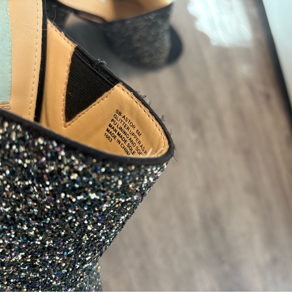 Glitter Heels - Picture 6 of 6